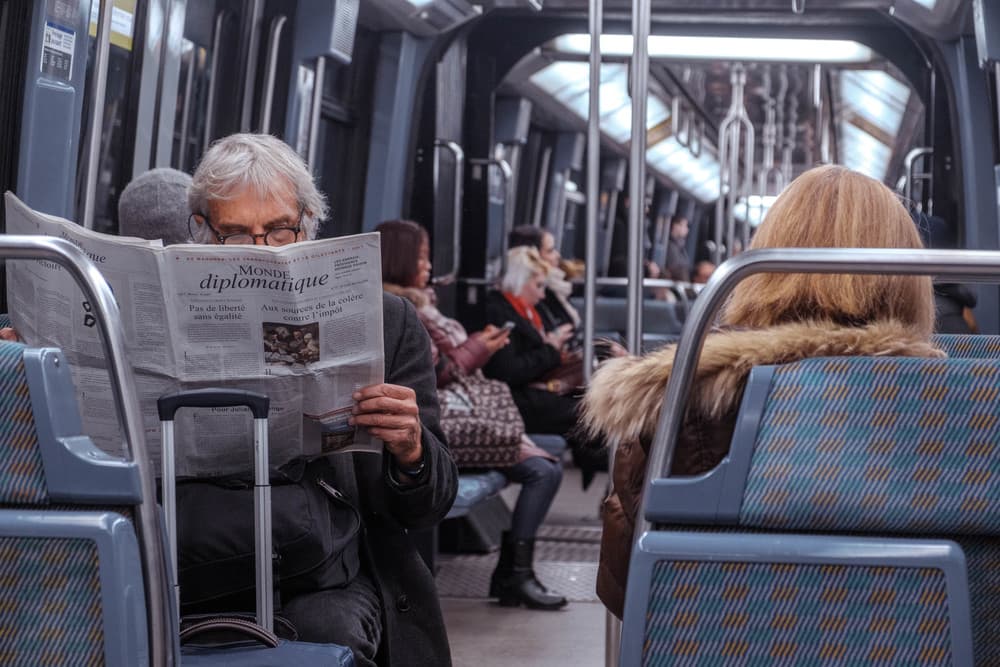 Paris — Frame 18